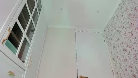 sophie online show from July 5, 5:31 pm