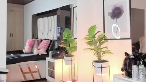 kitty online show from May 5, 10:37 pm