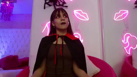 KITTY online show from October 5, 1:08 pm