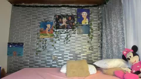 violet online show from October 17, 5:11 am