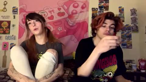 kitty online show from December 23, 5:57 am