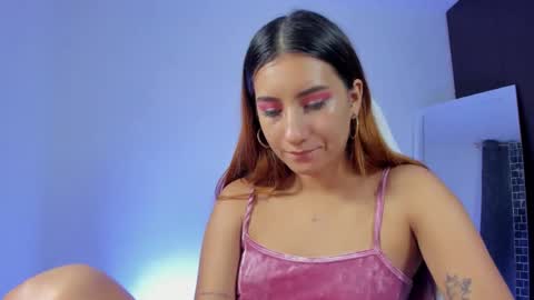 kitty online show from December 20, 7:59 am