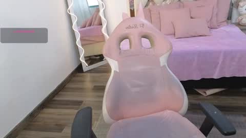 Kitty  online show from February 24, 7:09 pm