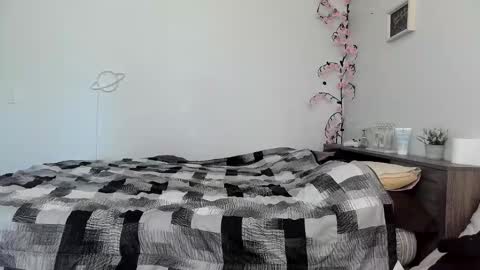 Kittyymaze online show from June 9, 1:11 pm