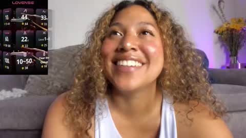 Lili online show from October 1, 9:13 pm