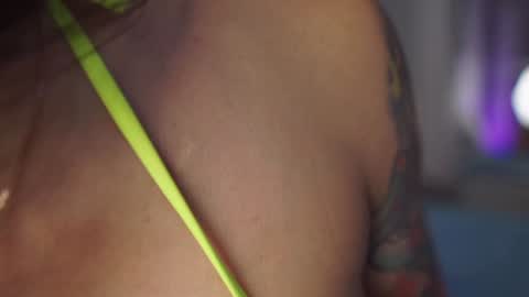 Alice online show from December 25, 1:31 am