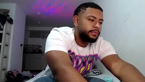 kleyton online show from December 3, 5:37 am