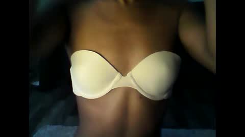 klovely03 online show from December 16, 6:59 pm