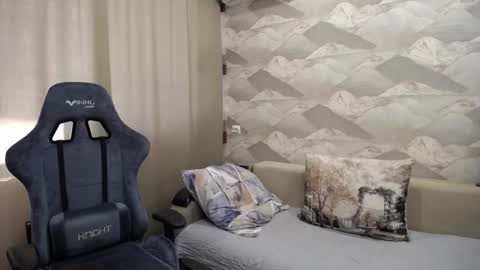 Carter.  online show from October 25, 8:02 am