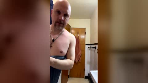 knotdaddy1983 online show from May 5, 2:12 pm