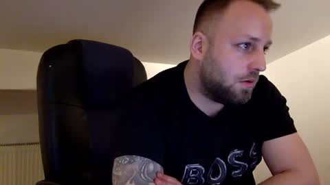 hugo online show from March 8, 3:21 am