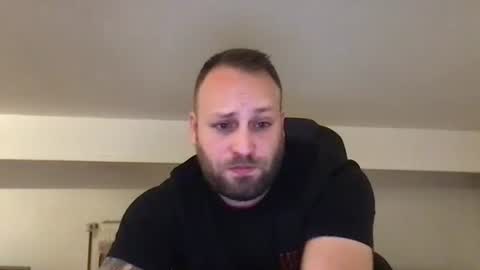 hugo online show from November 30, 10:06 pm