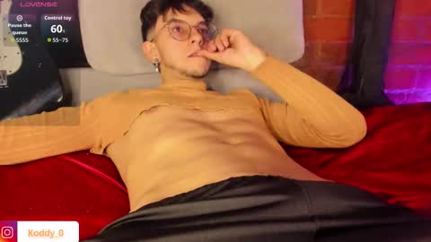 Koddy Independent model online show from November 4, 11:50 pm