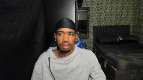 kofi online show from December 3, 2:56 am