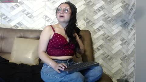 Koko online show from May 25, 2:01 pm