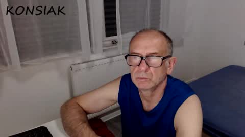 Komsiak online show from September 15, 8:32 pm