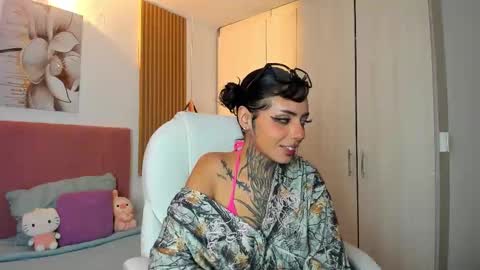 Kora  online show from October 25, 2:06 pm