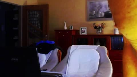 Snapshot of korek24hot chatting on March 2, 1:04 am Korek online show from March 2, 1:04 am