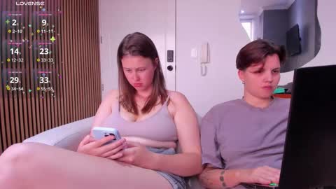 Twiix online show from December 13, 7:53 pm