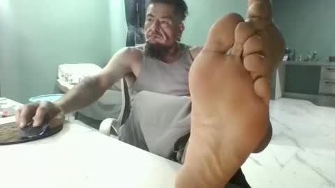 Koto Bombon online show from November 11, 11:51 pm