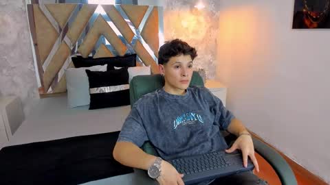 Kraven online show from November 2, 3:39 am