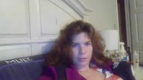 krazyred1027 online show from February 26, 2:37 am