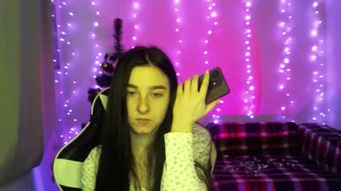 Kris online show from December 19, 1:06 pm