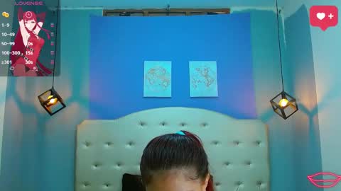 krissone online show from February 24, 2:48 pm