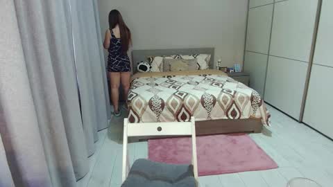 twitter    Annemarye 23 online show from November 25, 5:39 am