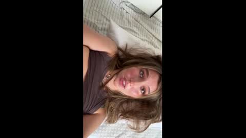 KristenFlame online show from June 22, 9:39 am