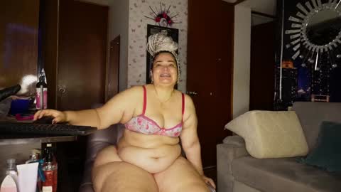 Snapshot of kristenhill1 chatting on February 3, 9:19 am Kristen online show from February 3, 9:19 am