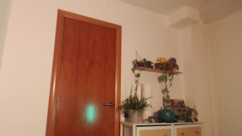 Snapshot of kristenwylde chatting on February 3, 5:35 pm Kristen Wylde -  online show from February 3, 5:35 pm