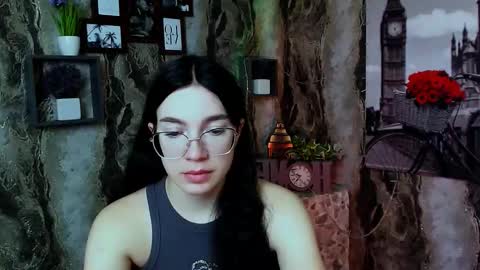 Snapshot of kristenx_x chatting on September 14, 8:38 am Kristen online show from September 14, 8:38 am