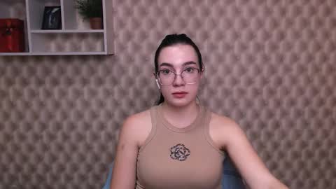 Snapshot of kristenx_x chatting on September 23, 9:58 am Kristen online show from September 23, 9:58 am