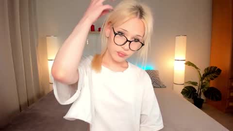 Kristal online show from September 18, 4:00 pm