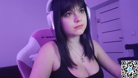 Christie online show from November 9, 11:18 pm