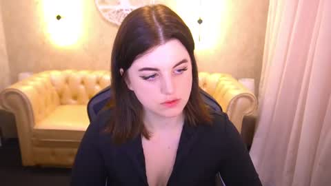 kristifoxy online show from July 30, 5:30 am