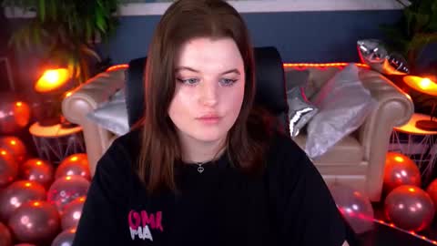 kristifoxy online show from February 3, 2:32 pm