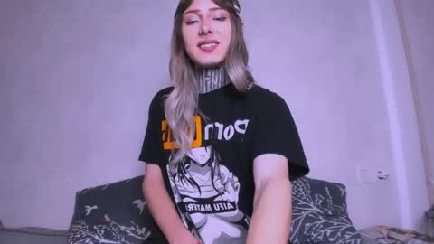 kristina online show from October 20, 6:24 pm