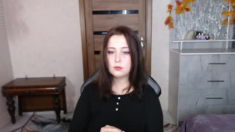 Snapshot of kristy_fran chatting on October 14, 10:02 pm Kristy online show from October 14, 10:02 pm