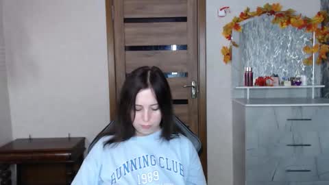 Snapshot of kristy_fran chatting on October 9, 12:05 am Kristy online show from October 9, 12:05 am
