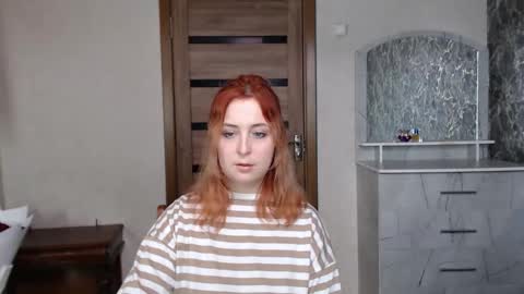 Snapshot of kristy_fran chatting on September 18, 4:49 am Kristy online show from September 18, 4:49 am