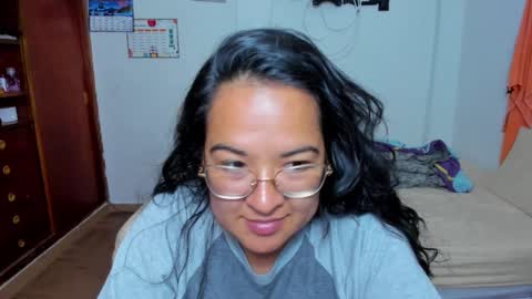 Snapshot of kroline_20 chatting on January 16, 3:02 am Kroline online show from January 16, 3:02 am