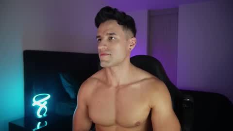 KROPS online show from January 19, 1:37 am