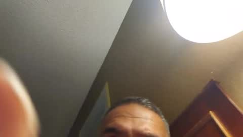 krsfee1 online show from March 5, 12:22 pm