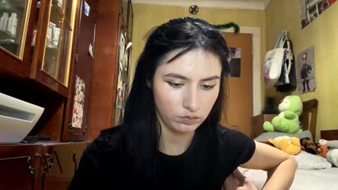 Mira online show from February 14, 9:17 pm