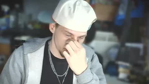 krytiar1992 online show from February 28, 11:36 am