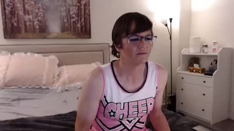 Cait online show from October 30, 1:50 am