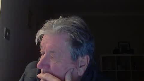 kubix29 online show from December 16, 4:35 pm