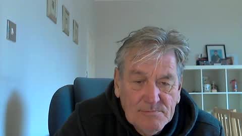 kubix29 online show from October 3, 12:46 pm